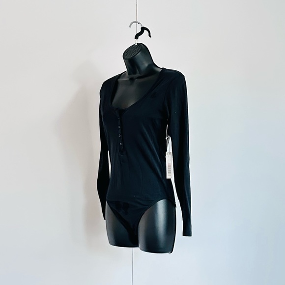 New With Tags Black Everlane Henley bodysuit - Size S - Picture 3 of 4